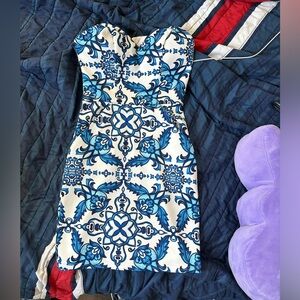 Strapless short dress